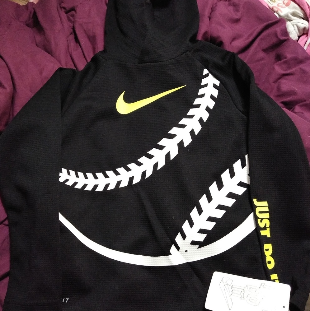 Nike hooded long sleeve